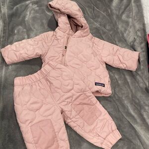 Patagonia snowsuit 6-12 mo